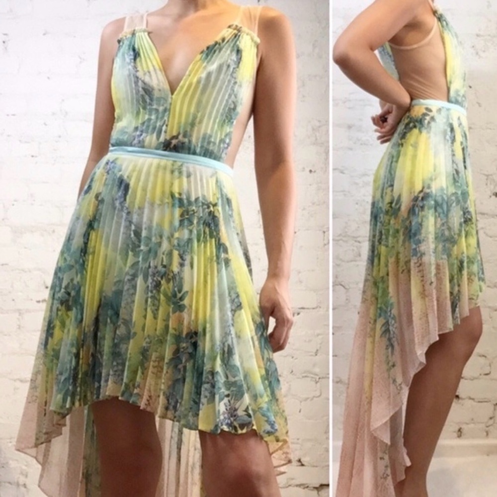 Bebe sleeveless Maxi Gown Size 6 - Picture 9 of 9